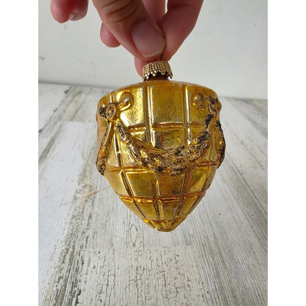 Antique west Germany ribbon bow yellow Glass Mercury ornament vintage Xmas tree